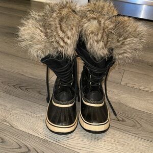 Women’s Sorel winter boots